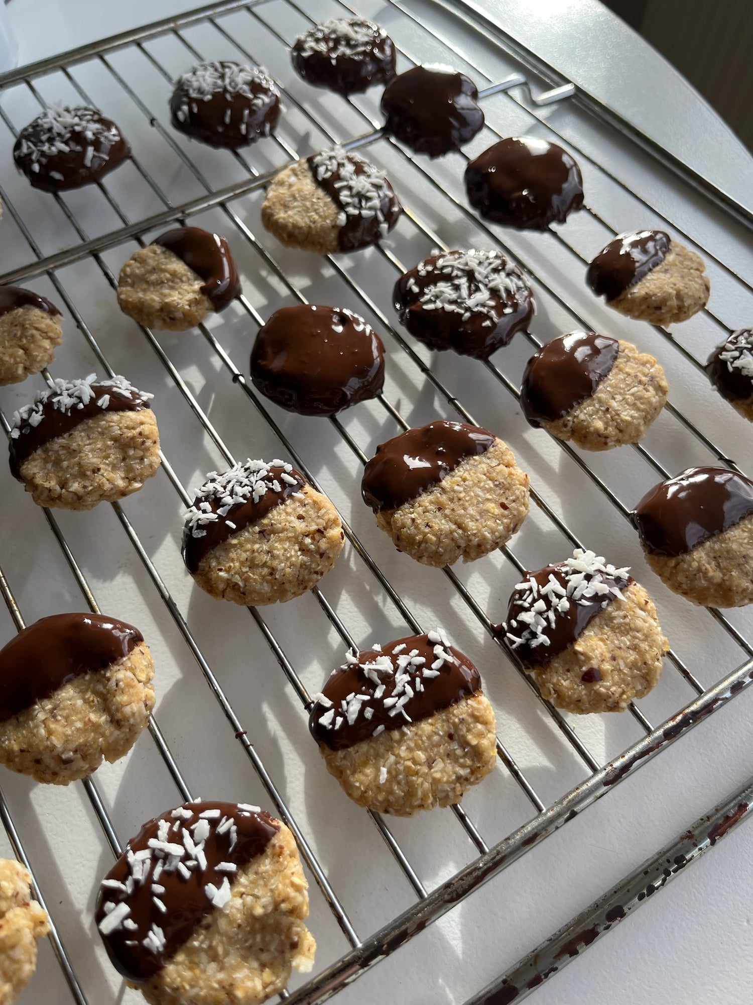 Kikærtekugler med pebermynte og chokolade