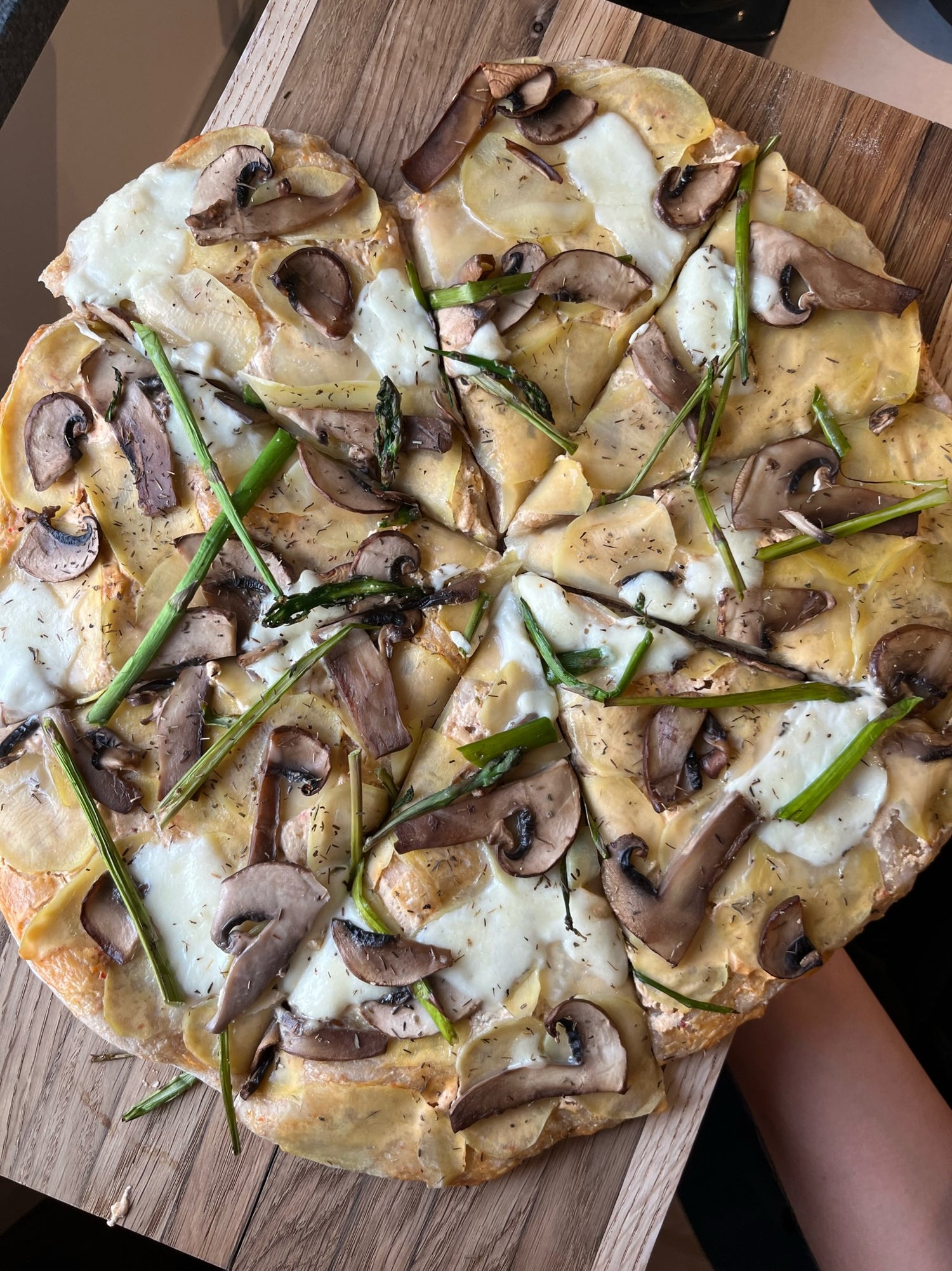 Kartoffelpizza med butterbeans