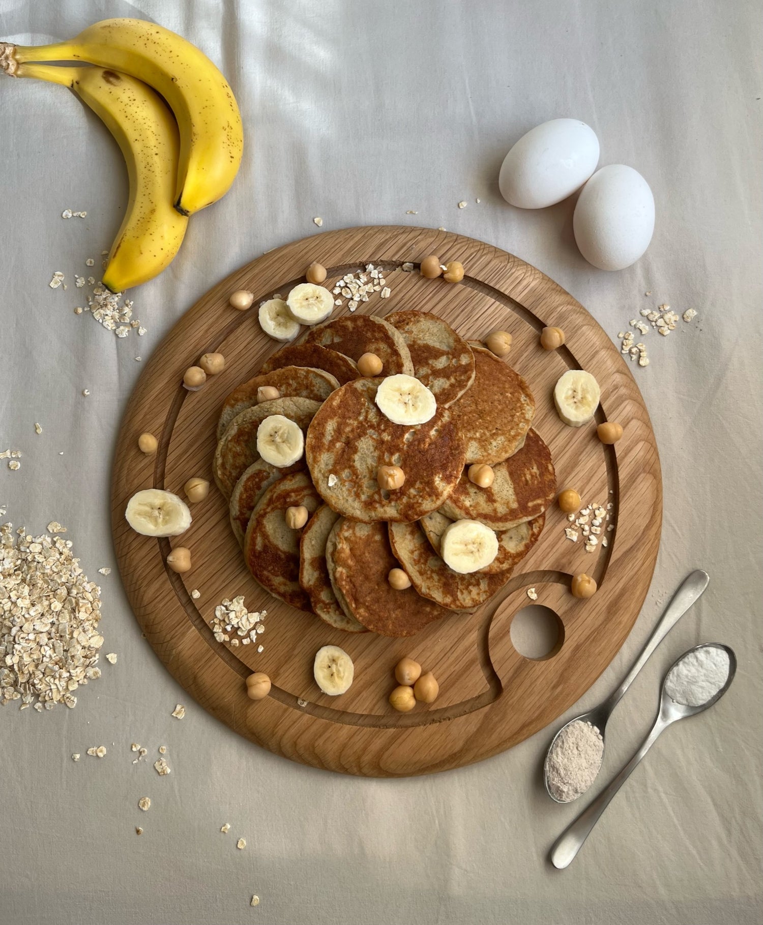 Bananpandekager med kikærter