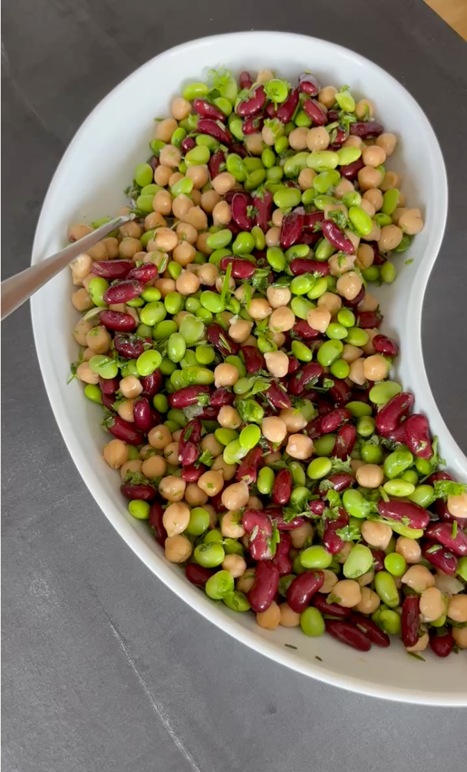 Bønnesalat med urter og oliedressing