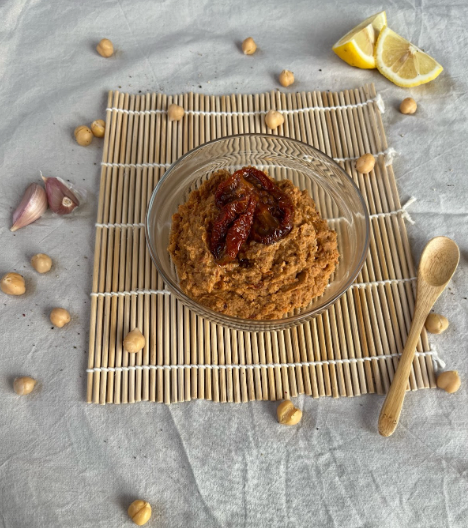Hummus med soltørret tomat